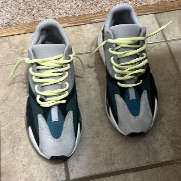 Yeezy 700 ,Size 11,No box worn multiple times.. - Picture 2 of 7
